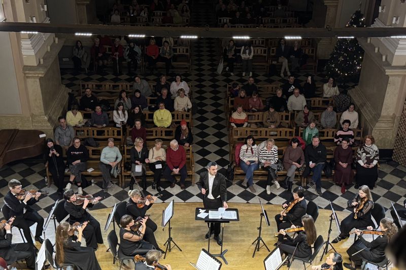 Як звучить січень: святкова музика й улюблені бестселери Львівського органного залу
